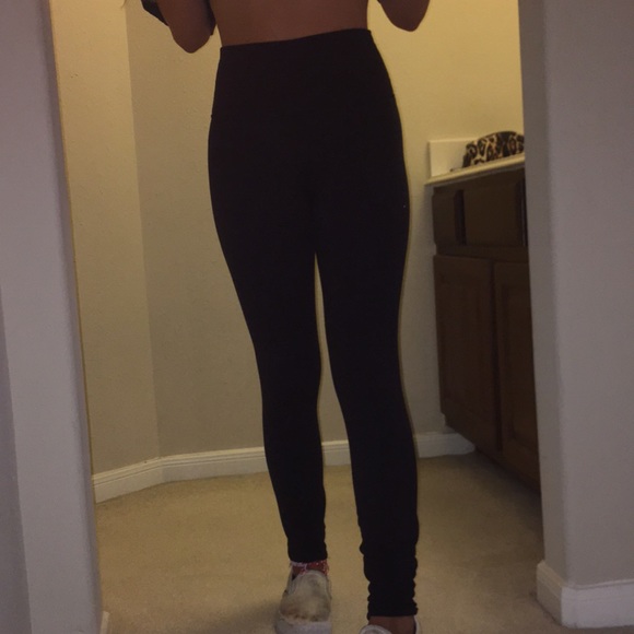 lululemon athletica Pants - size 4 lulu lemon leggings & barely worn